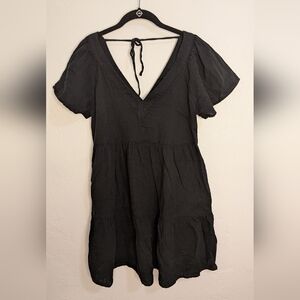 Old Navy Black V-Neck Dress